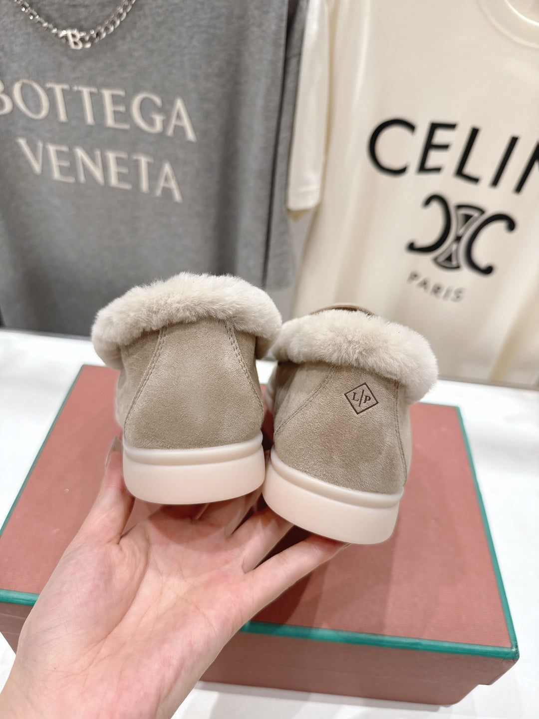 LP 25S SUMMER CHARMS WALK LOAFERS IN LIGHT TAUPE SUEDE AND FLEECE