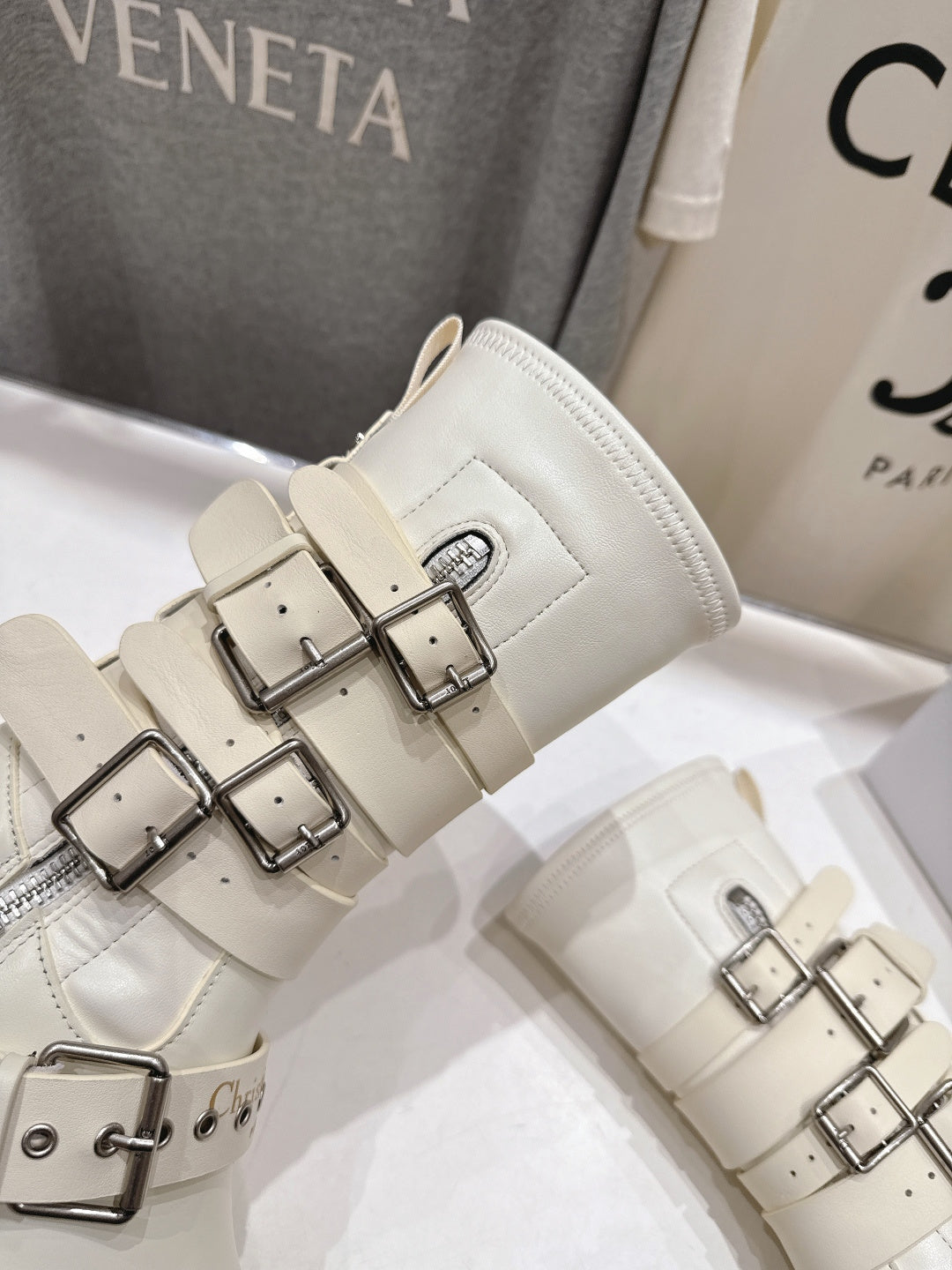 DIOR 25S BIKER BOOTS IN CREAM WHITE CALFSKIN WITH SILVER HARDWARE