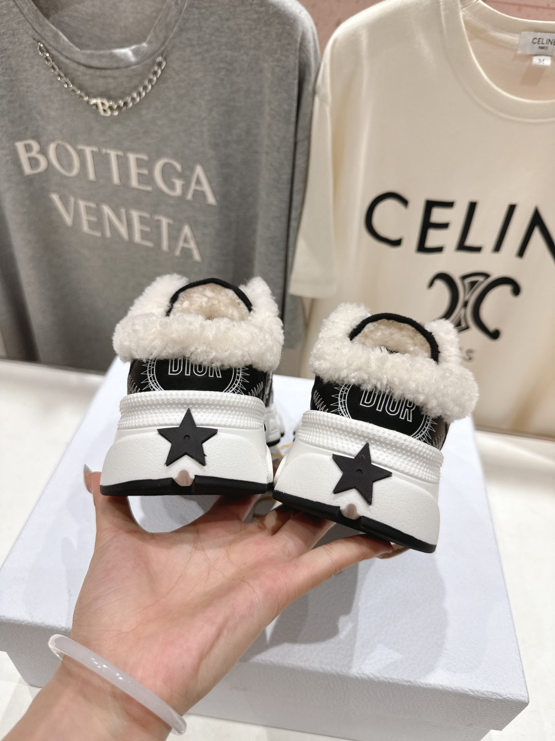 DIOR CHRONO SNEAKER 25S IN BLACK LAMBSKIN AND MESH FABRIC STYLE 4