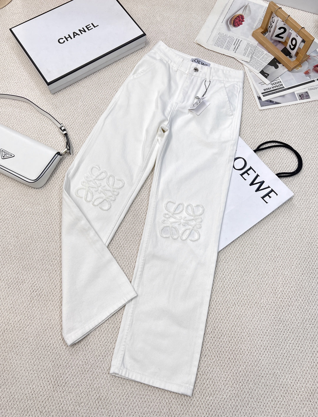 LOEWE JEANS STYLE 209