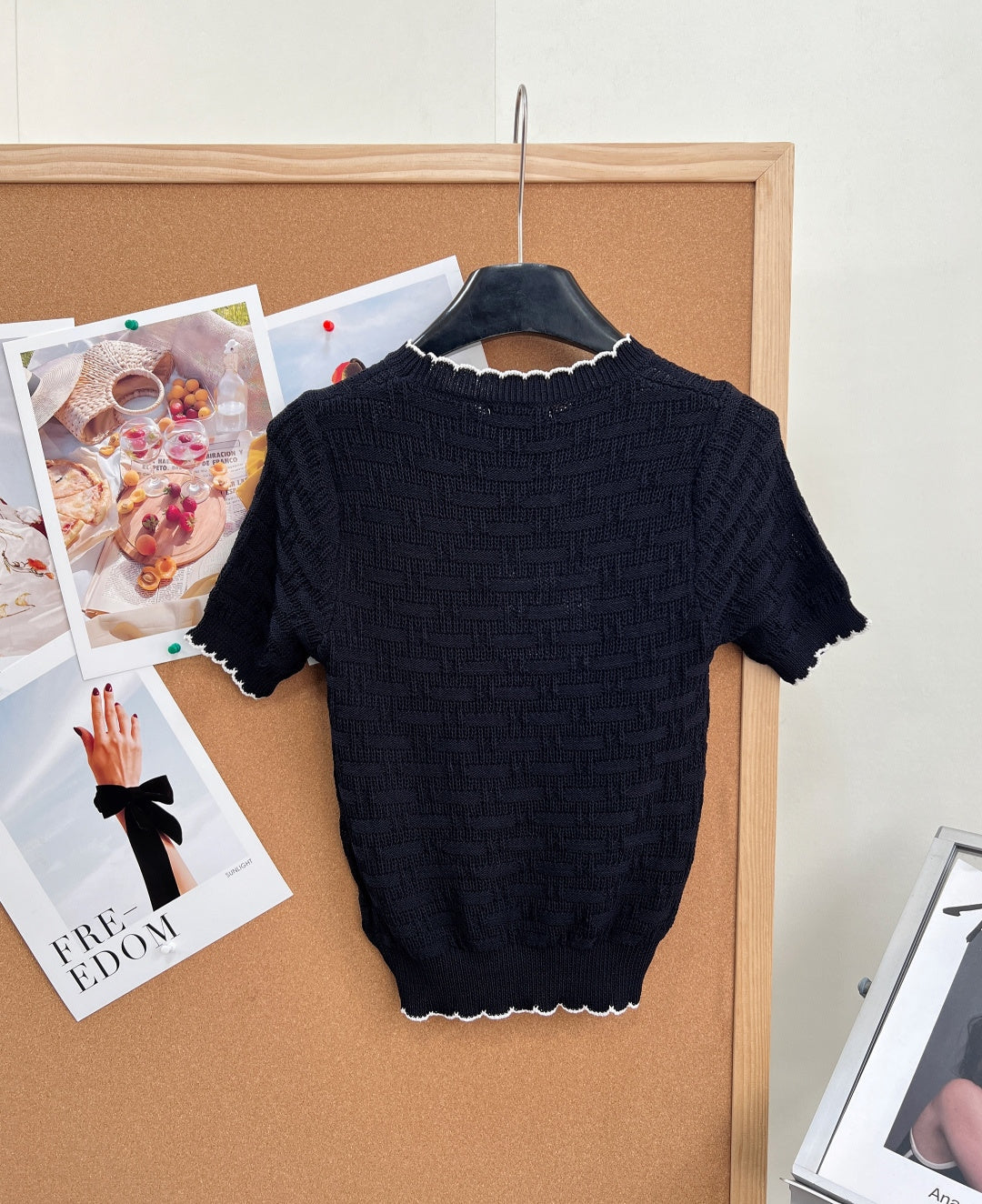 CHANEL 26S SHORT-SLEEVE KNIT TOP STYLE 1147