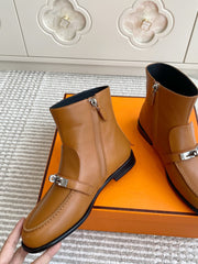 HM 25S KELSY ANKLE BOOT IN BROWN LAMBSKIN WITH SILVER HARDWARE