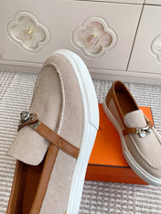 HM 25S SLIP-ON IN LIGHT BEIGE CANVAS AND BROWN LAMBSKIN WITH SILVER HARDWARE