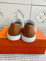 HM 25S SLIP-ON IN SKY BLUE CANVAS AND BROWN LAMBSKIN WITH SILVER HARDWARE