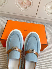 HM 25S SLIP-ON IN SKY BLUE CANVAS AND BROWN LAMBSKIN WITH SILVER HARDWARE