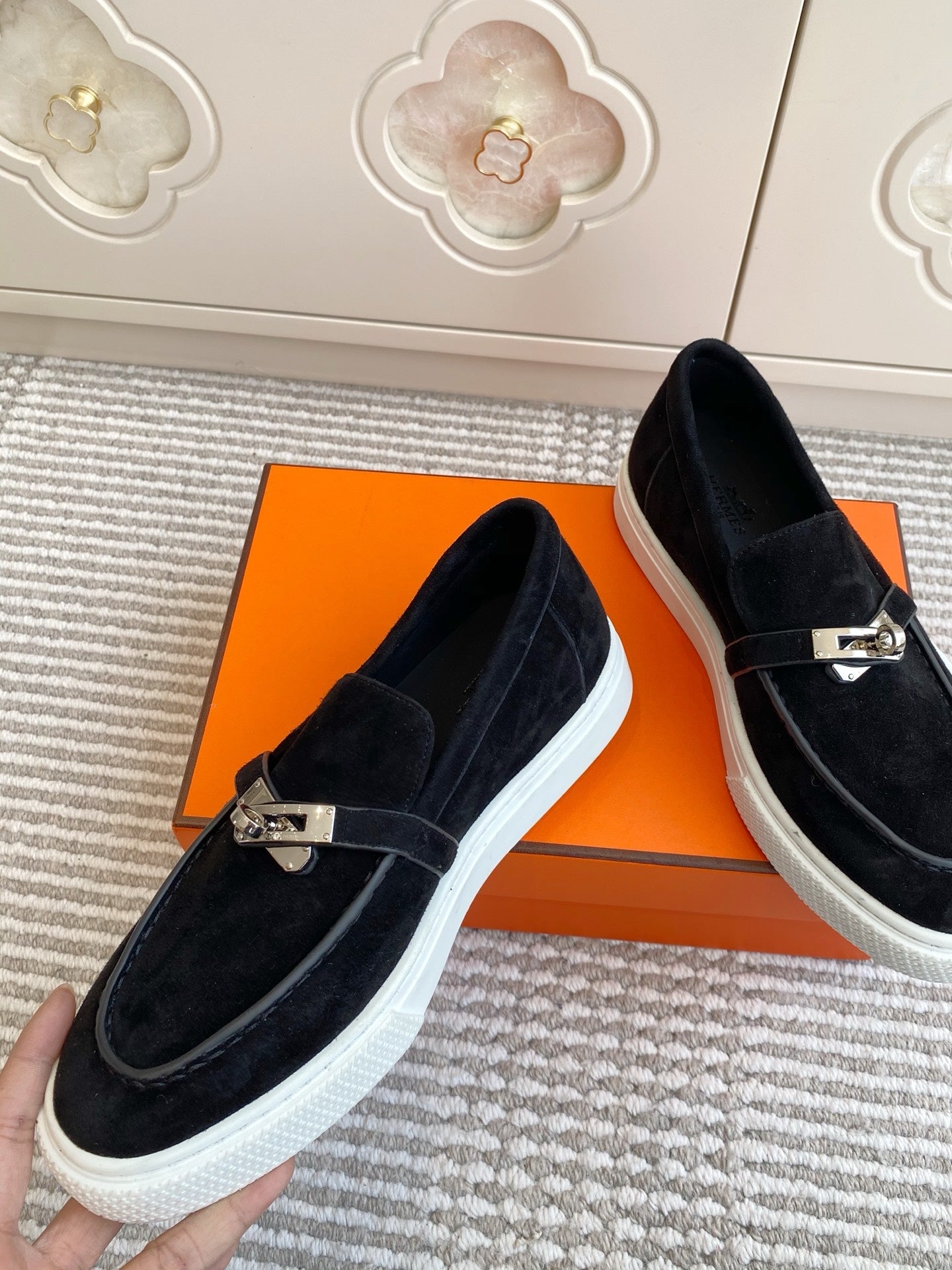 HM 25S SLIP-ON IN BLACK SUEDE WITH SILVER HARDWARE