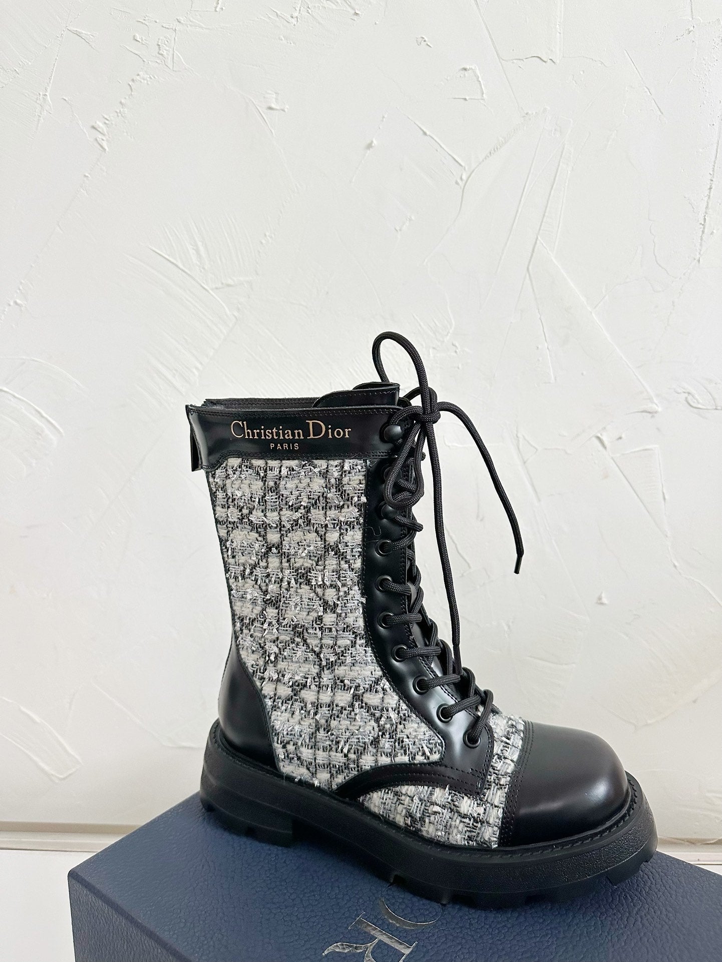 D-UNIT ANKLE BOOT BLACK CALFSKIN WITH WHITE AND BLACK CANNAGE TWEED