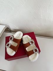 SLIDY VIV’ FUR STRASS BUCKLE MULES IN BROWN SUEDE AND CREAM SHEARLING INSOLE