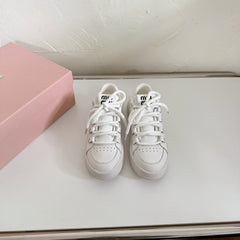 SNEAKERS SIMPLE DESIGN IN WHITE SHEEPSKIN