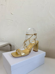 MEDIUM SQUARE HEEL SANDAL IN GOLD LAMBSKIN