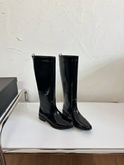 HUNT BOOTS IN BLACK GLAZED CALFSKIN