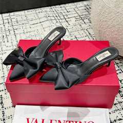 HIGH MULE IN BLACK SILK