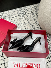 HIGH MULE IN BLACK SILK