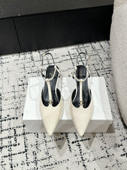 KITTEN T-BAR STRAP PUMP 5 CM IN WHITE PATENT CALFSKIN