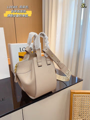 LOE 23 COMPACT HAMMOCK BAG IN SAND SATIN CALFSKIN