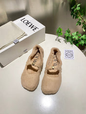 LOEWE 26S BALLET FLATS IN BEIGE SHEARLING