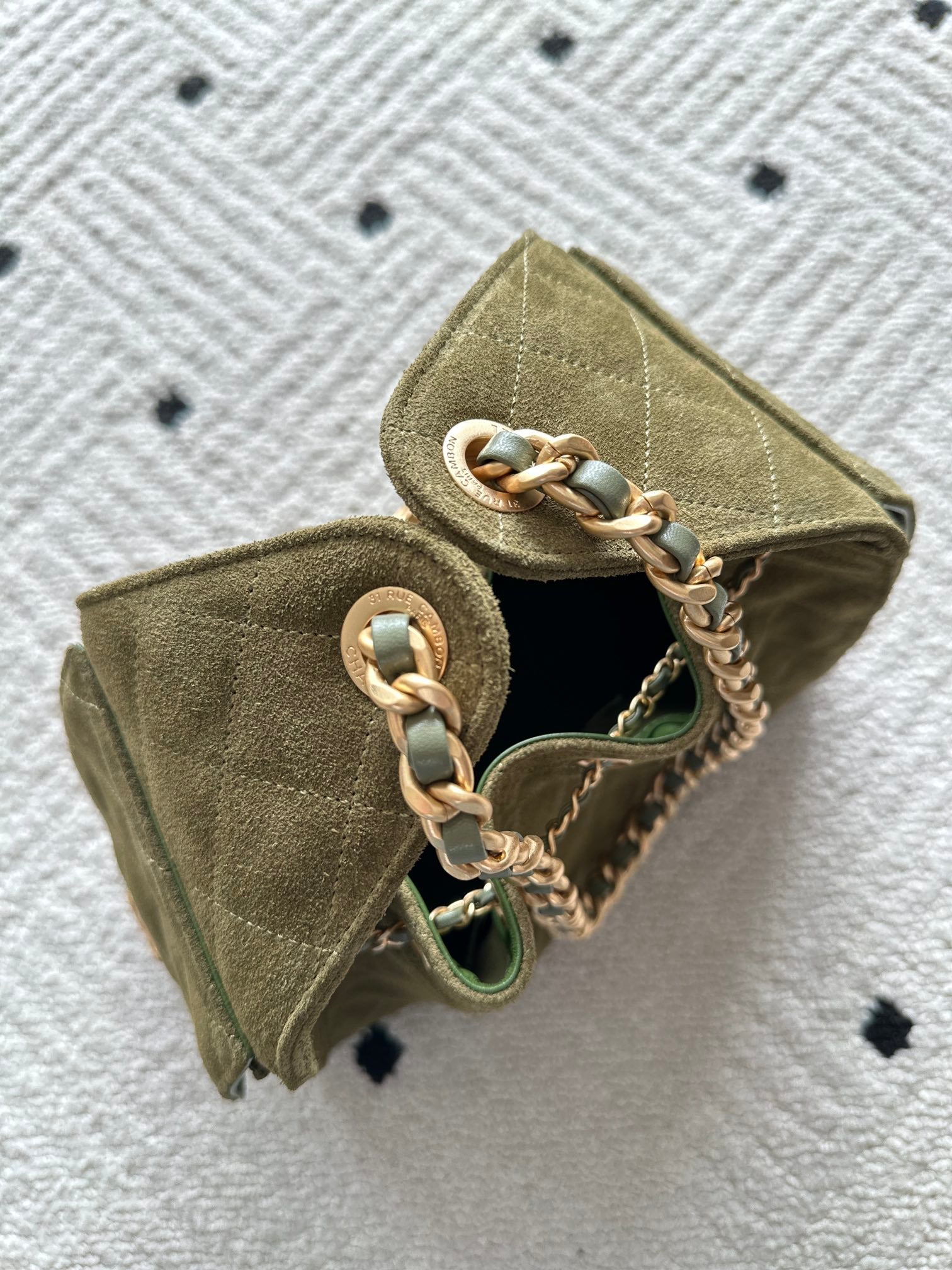 CHANEL 25S HOBO BAG 30 IN MOSS GREEN SUEDE WITH GOLD HARDWARE