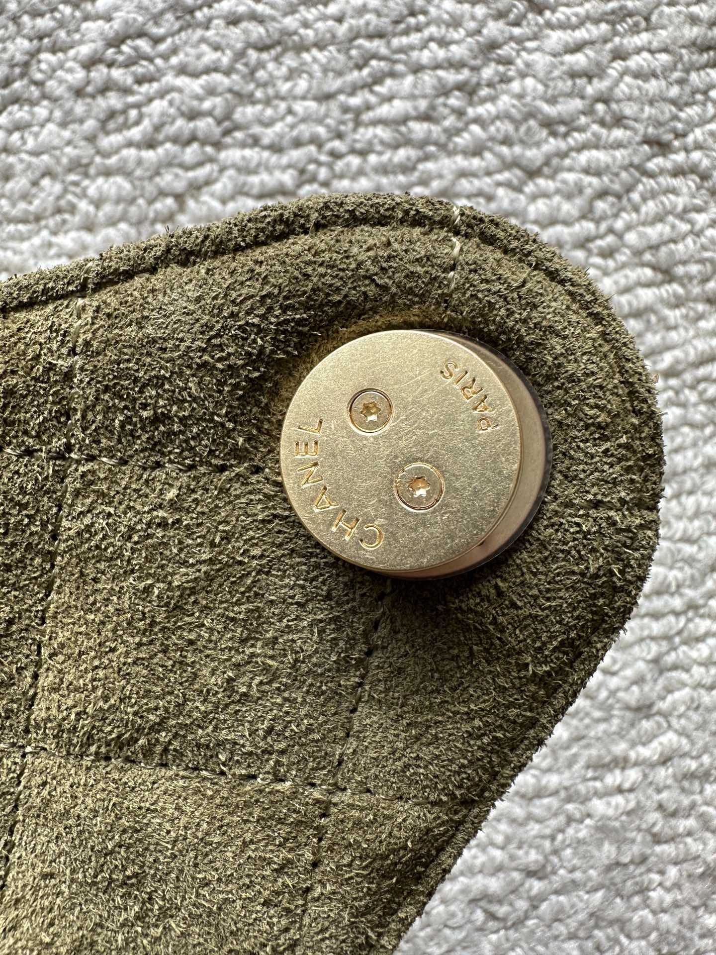 CHANEL 25S HOBO BAG 30 IN MOSS GREEN SUEDE WITH GOLD HARDWARE