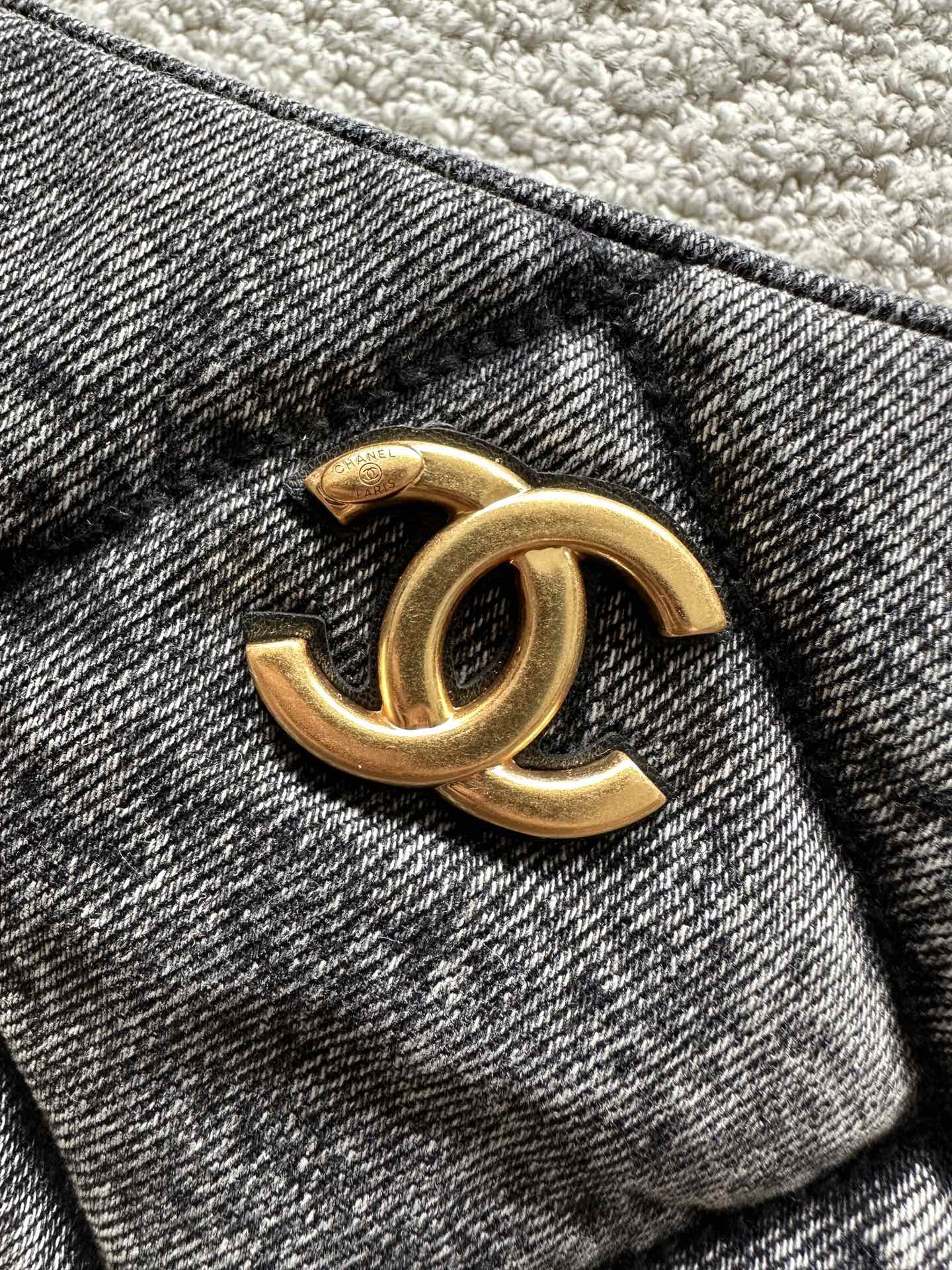 CHANEL 25S HOBO BAG 38 IN DARK GREY DENIM WITH GOLD HARDWARE