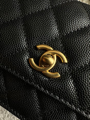 CHANEL 25S CLASSIC WALLET ON CHAIN 19 IN BLACK LAMBSKIN WITH GOLD HARDWARE