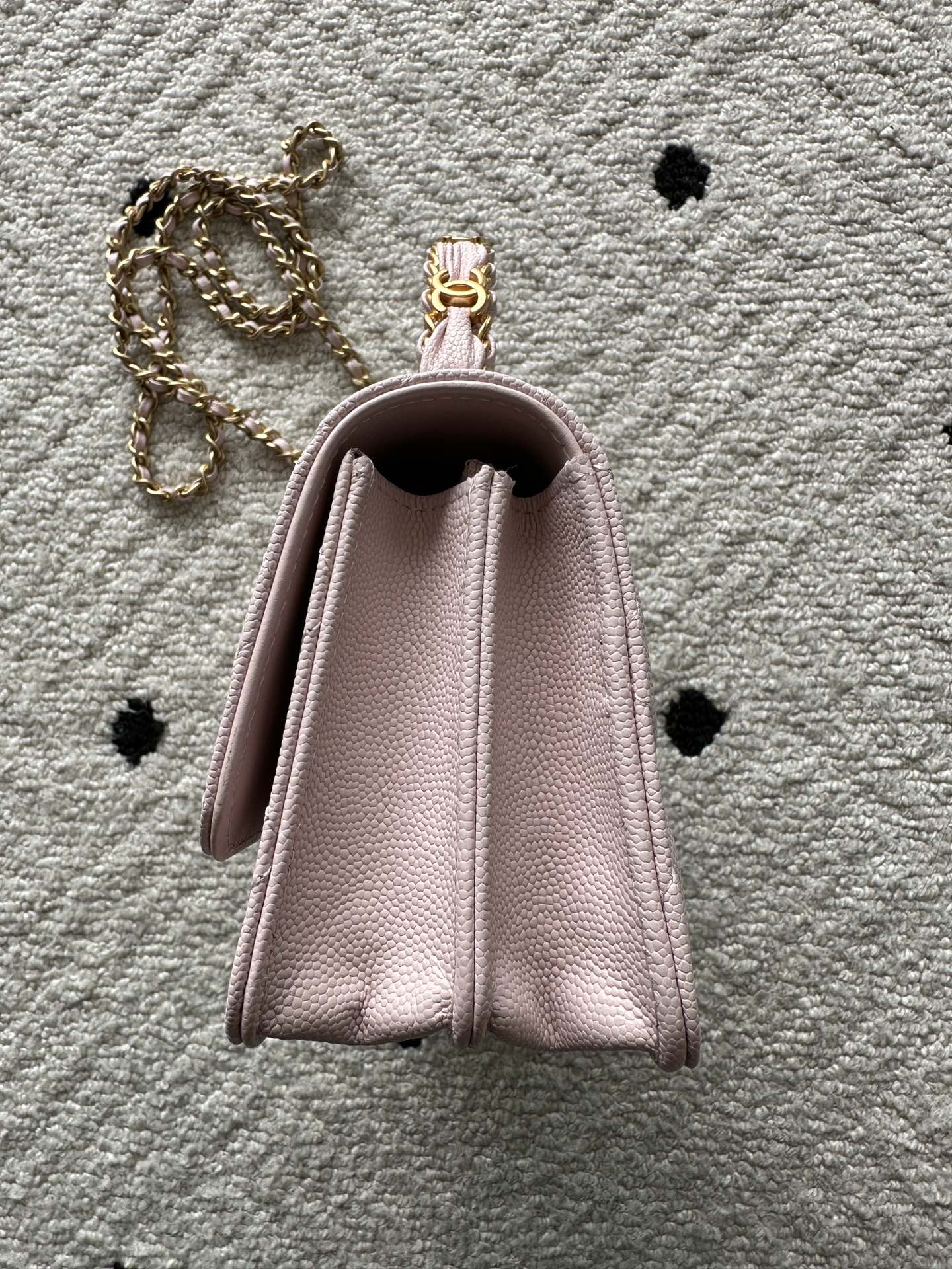 CHANEL 25S CLASSIC WALLET ON CHAIN 19 IN LIGHT PINK LAMBSKIN WITH GOLD HARDWARE