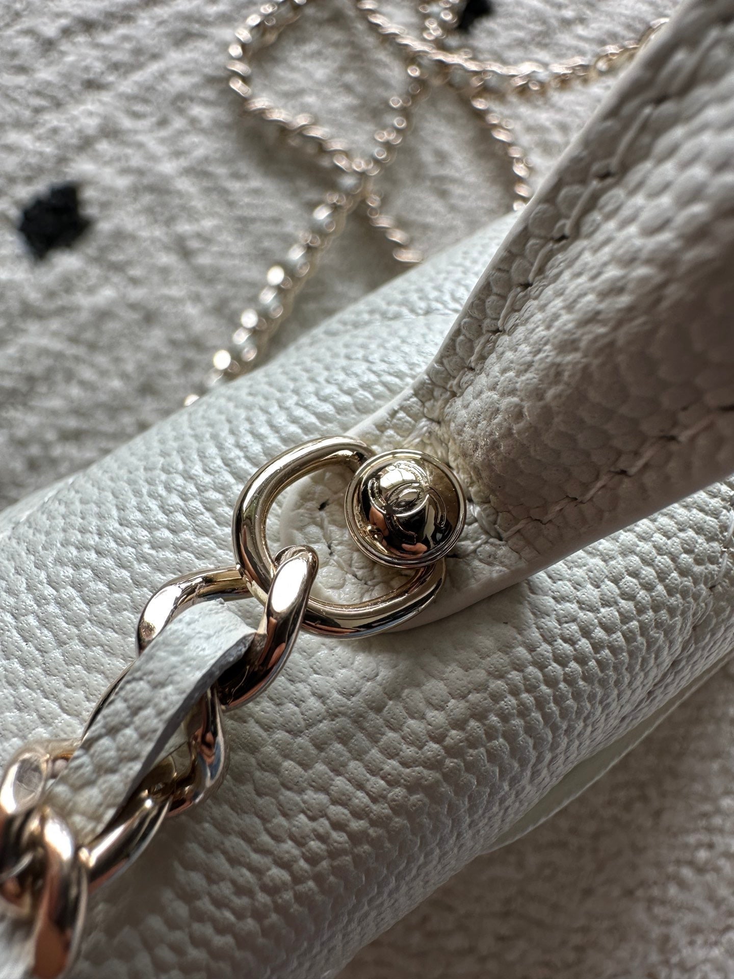 CHANEL 25S MINI FLAP BAG 19 IN WHITE CAVIAR LEATHER