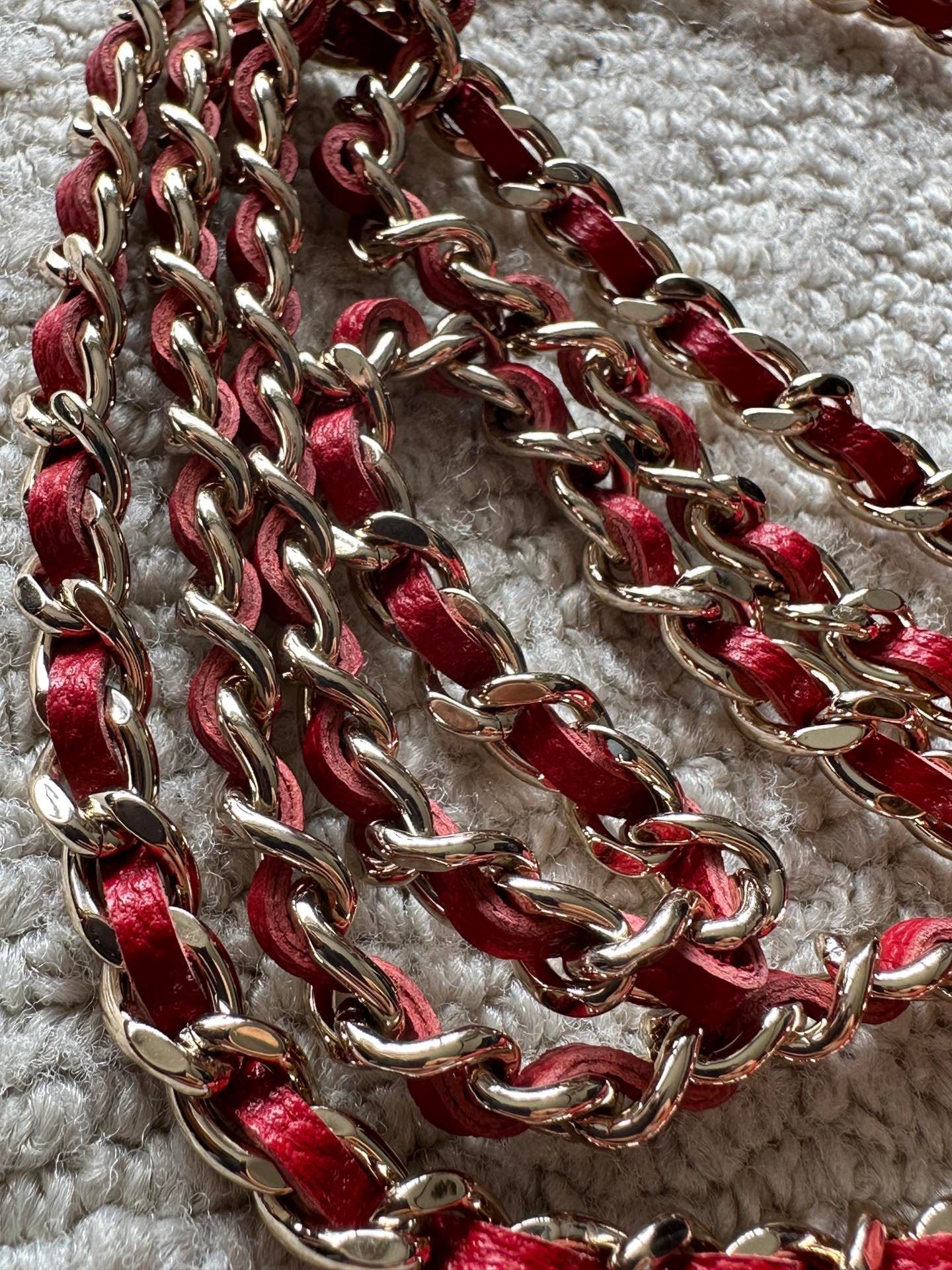 CHANEL 25S MINI FLAP BAG 19 IN RED CAVIAR LEATHER