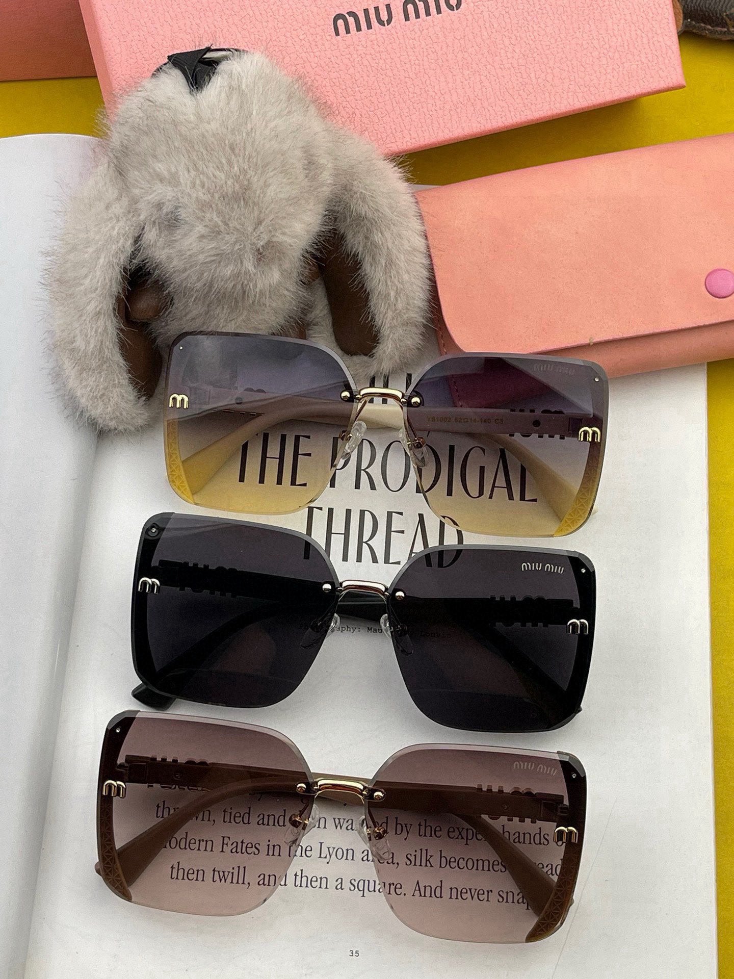 RUNWAY SQUARE SUNGLASSES M2100 IN ACETATE