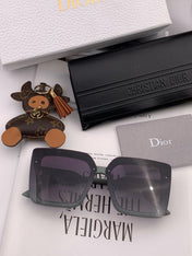 MONTAIGNE SQUARE SUNGLASS D6227 IN ACETATE