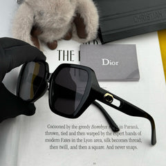 MONTAIGNE SUNGLASS CD2512 IN ACETATE