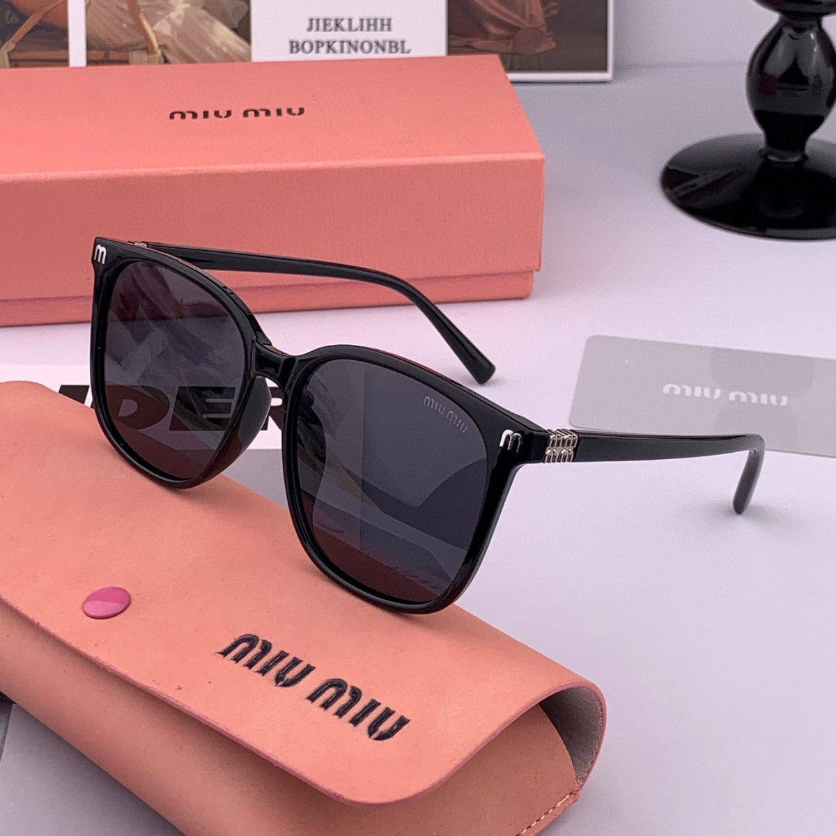RUNWAY SQUARE SUNGLASSES M4389 IN ACETATE