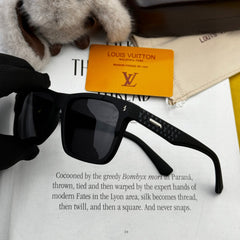 SQUARE SUNGLASS L8510 IN BLACK ACETATE FRAME