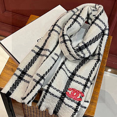 CHANEL 25S SCARF 190 IN CASHMERE 718525