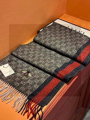 CHANEL 25S SCARF 190 IN CASHMERE 718529