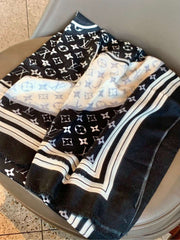 LV SCARF 200 CM IN CASHMERE 732078