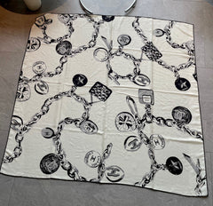 CHANEL 25S SCARF 140 IN CASHMERE SILK 733892