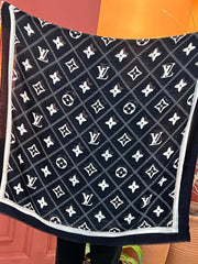 LV SCARF 200 CM IN CASHMERE 738534