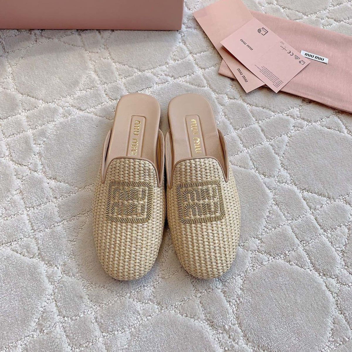 MULES SLIPPERS BEIGE COLOR STRAW WOVEN