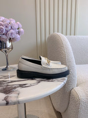CHANEL 25S ARC DE TRIOMPHE LOAFERS IN WHITE CALFSKIN GOLD HARDWARE