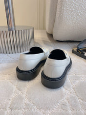 CHANEL 25S ARC DE TRIOMPHE LOAFERS IN WHITE CALFSKIN GOLD HARDWARE