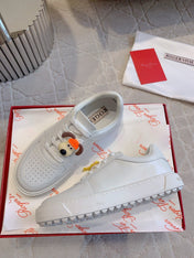 VIV' SKATE SNEAKERS IN WHITE CALFSKIN WITH CARTOON CHARM LACES