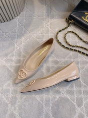 FLAT PUMP 2 CM IN BEIGE CREAM PATENT CALFSKIN