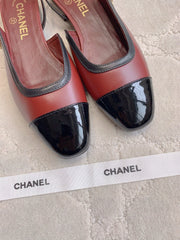 CHANEL 25S SLINGBACK IN BLACK AND ROSEWOOD CALFSKIN GOLD HARDWARE