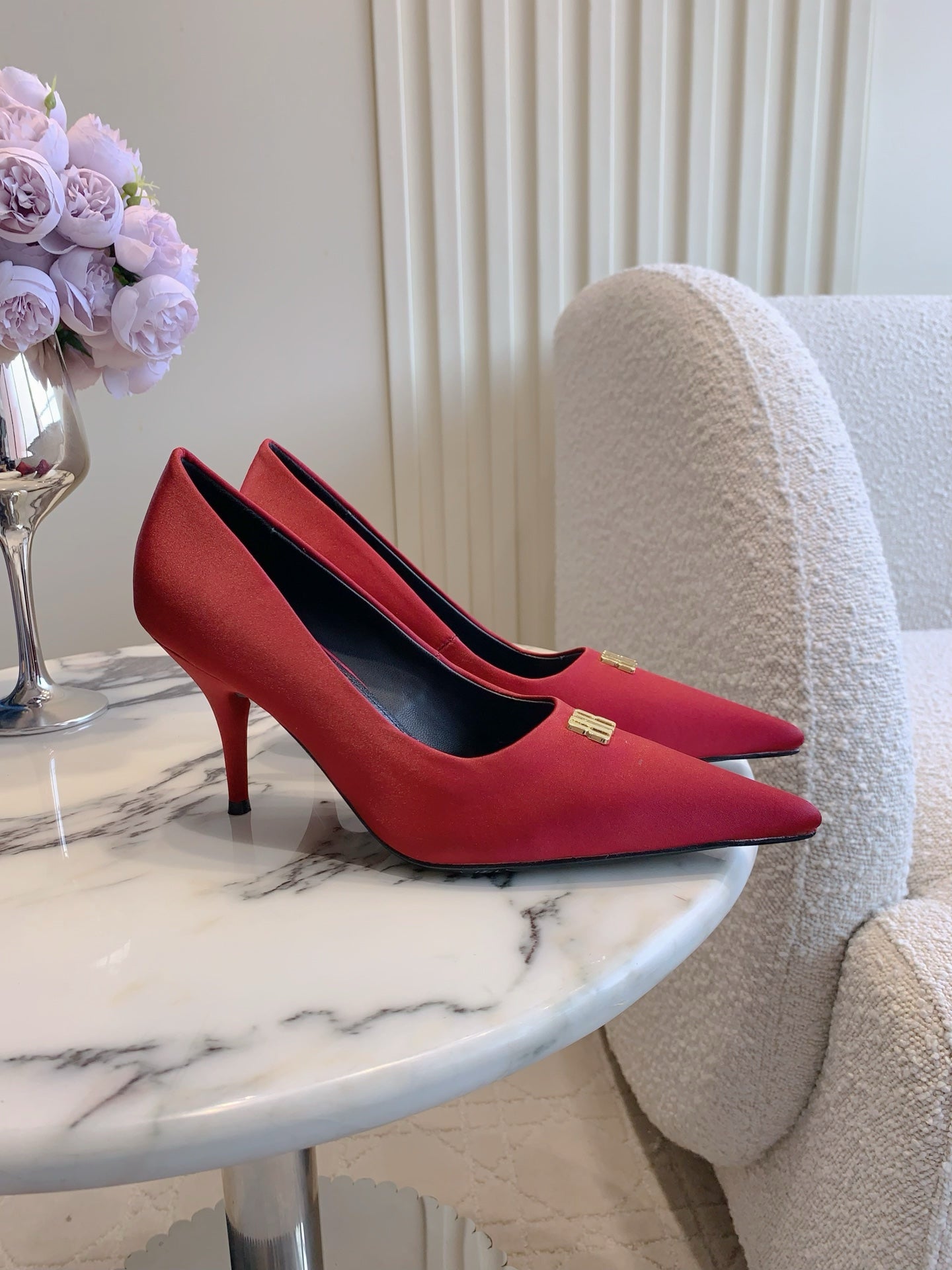 BALENCIAGA 25S POINTED-TOE HIGH HEELS 70 MM IN RED SATIN WITH GOLD HARDWARE