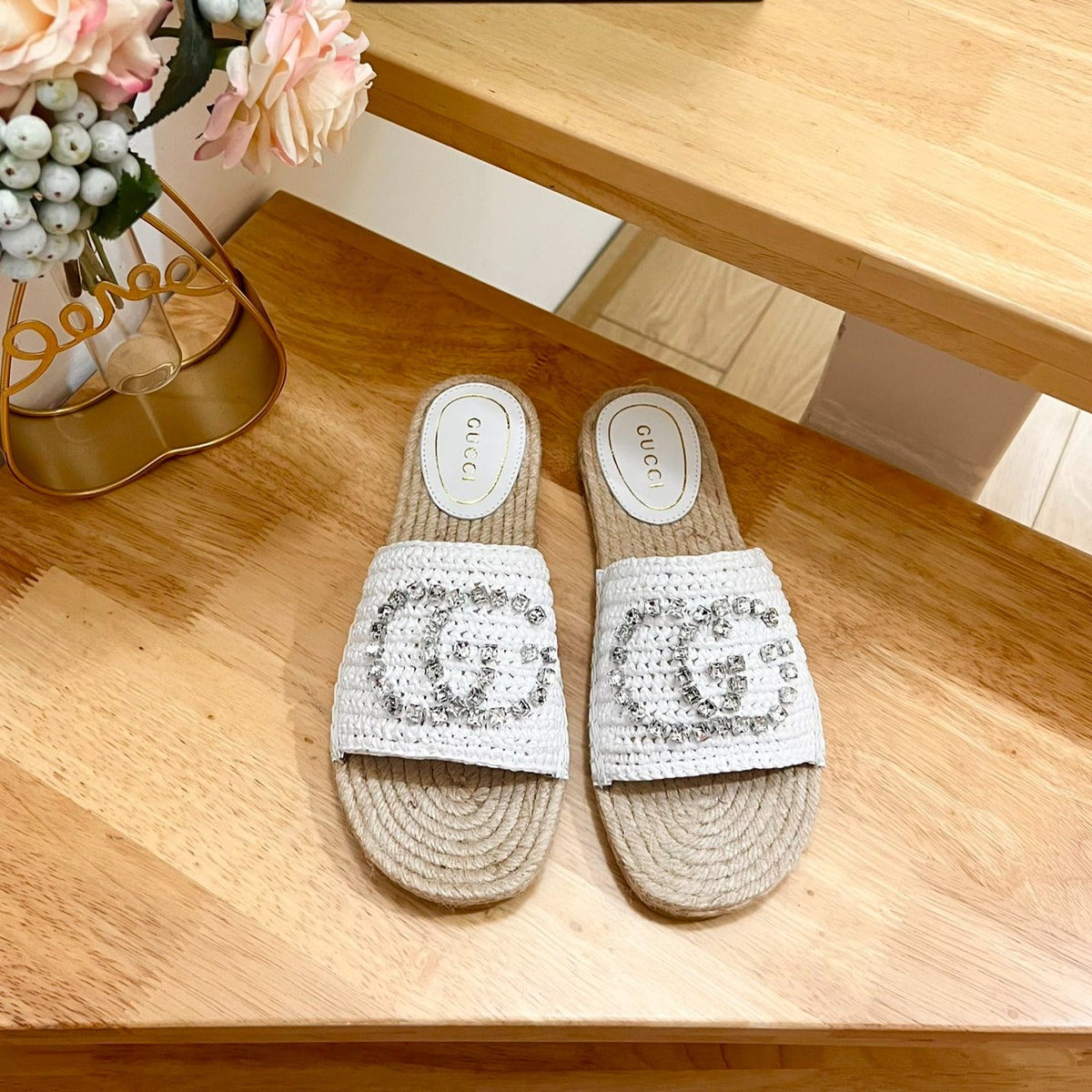 GG  Casual Style Logo Sandals White