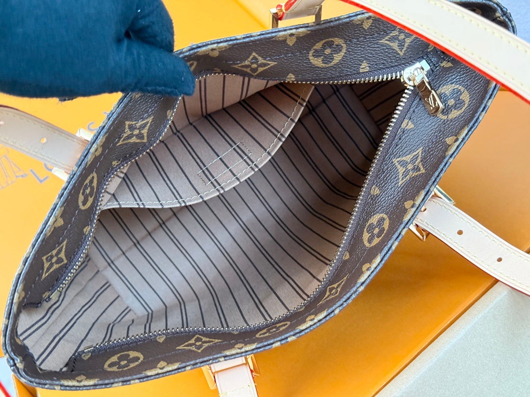 LV 25S PIANO BAG 27 IN BROWN MONOGRAM CANVAS AND CALFSKIN GOLD HARDWARE