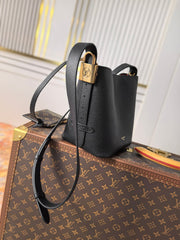 LV 25S LOW KEY ALL IN BB 18 IN BLACK CALFSKIN GOLD HARDWARE