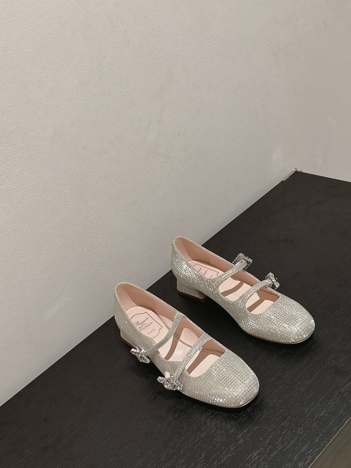 MINI TRES VIVIER STRASS BUCKLE BABIES BALLERINAS IN BEIGE CALFSKIN FULLY EMBELLISHED CRYSTALS