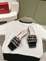 TRUMPET METALLIC MULES IN BLACK PATENT CALFSKIN WITH EMBELLISHED BUCKLE