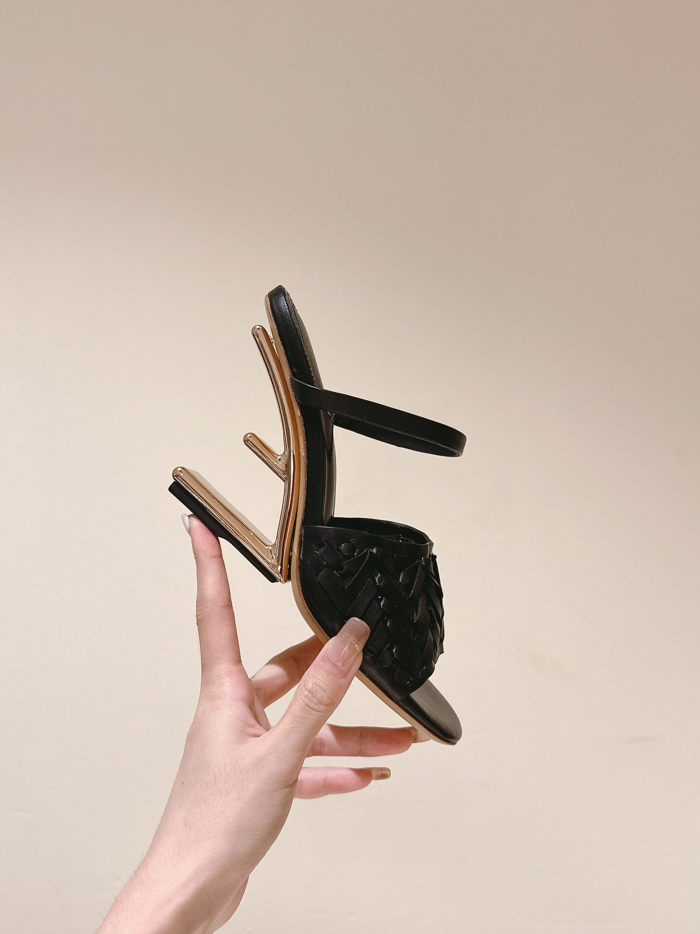 FENDI FIRST HIGH-HEELED SANDALS 85 MM IN BLACK LAMBSKIN GOLD HARDWARE